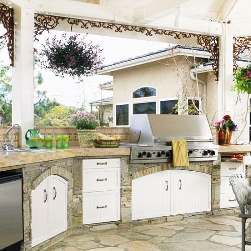 Summer villa - traditional kitchen in white with windows to the front lawn