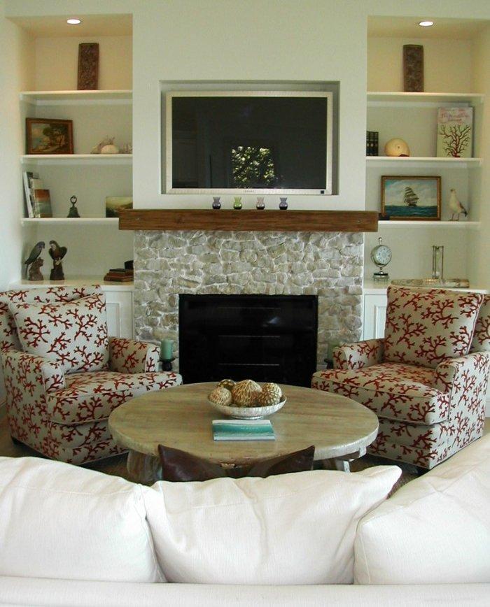 Traditional living room - with fireplace and armchairs