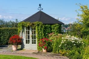 Improvements to the Outdoor Shed for Design Enthusiasts
