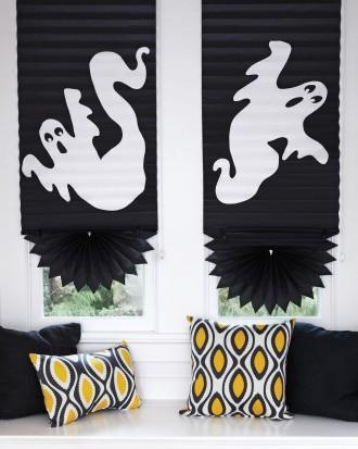 DIY Halloween window shutters - with scary ghosts on them