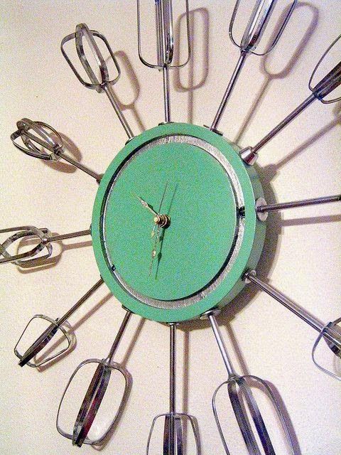 DIY clock - made of old mixing spoons