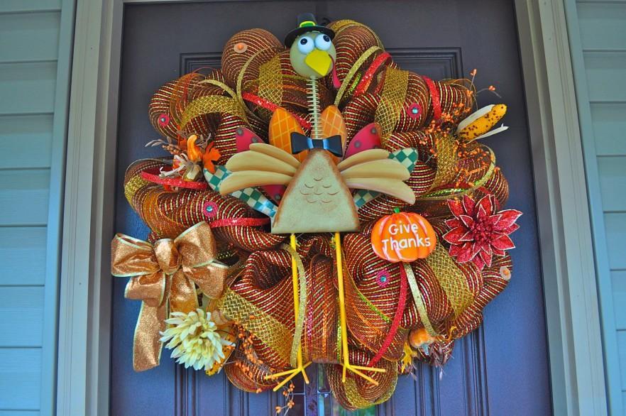 Halloween Wreaths - How to Decorate Your Front Door