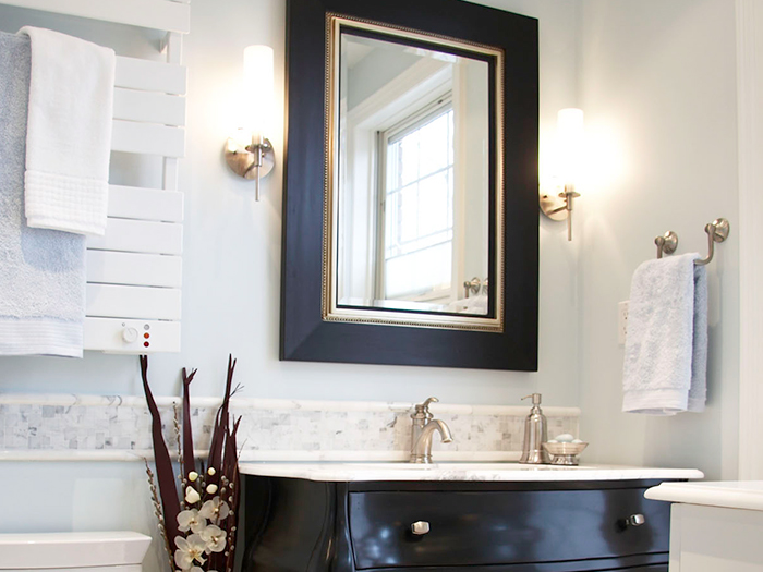 Luxurious bathroom mirror - with black frame