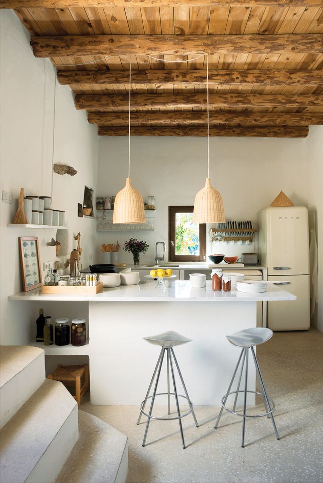 Modern Cozy Kitchen With Ikea Pendants Founterior