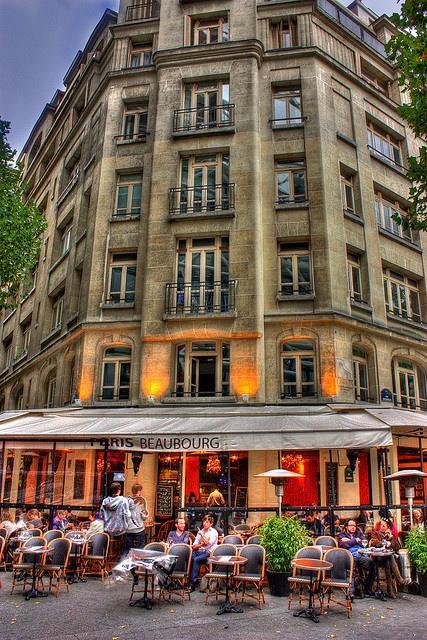Paris cafe - with plenty of tables on the pavement