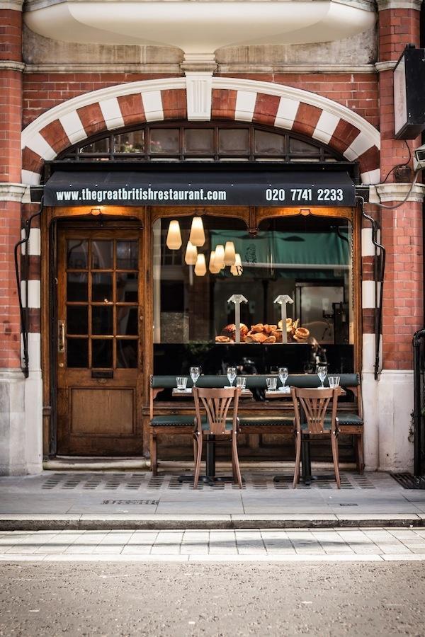 Small urban restaurant - with beautiful facade