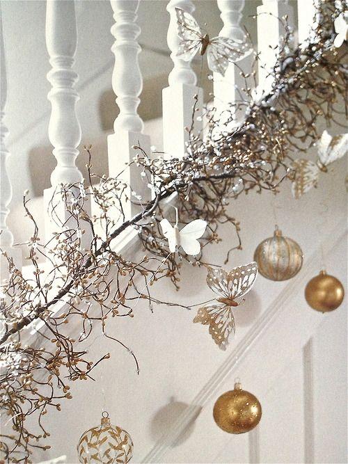Banister Christmas garland - with white balls