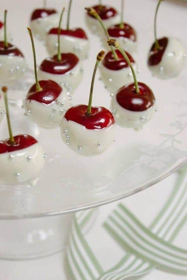 Christmas Eve cherries - to be served as a dessert