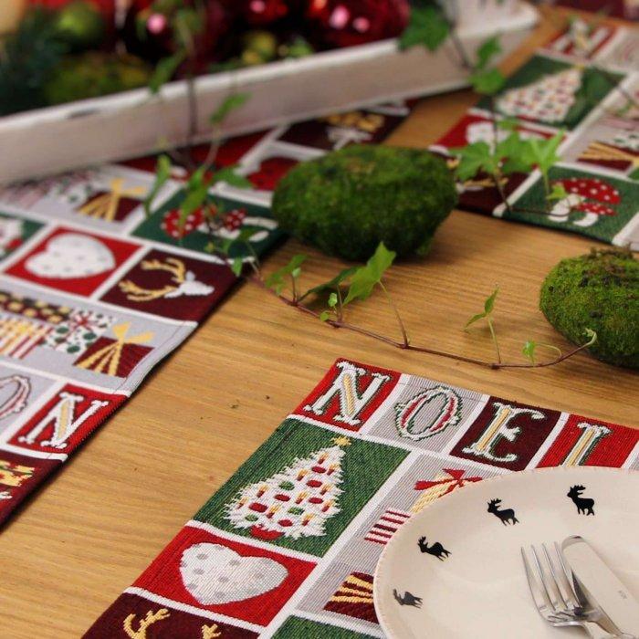 Christmas decoration idea 11 - noel table cloths