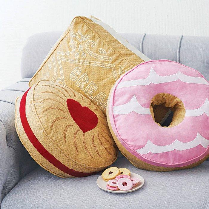 Creative couch cushions - in the shape of a donut
