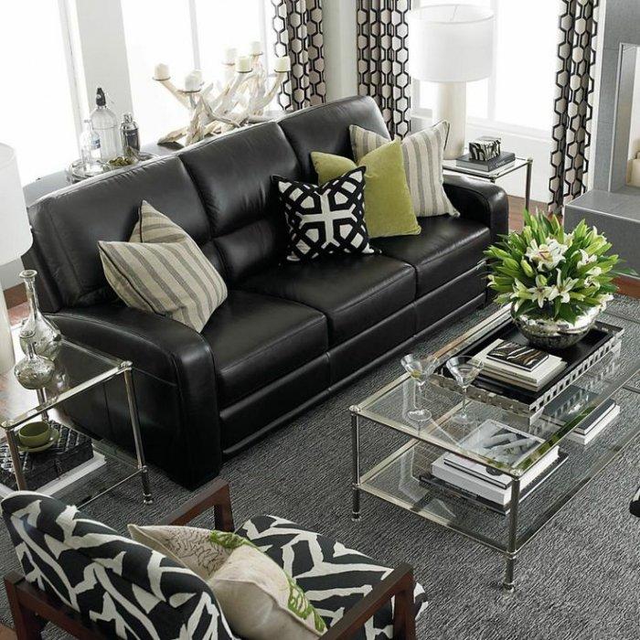 Dark white living room paint - and leather black sofa