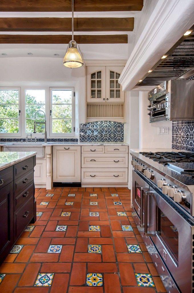 Kitchen floor tile patterns 2 - in brown color