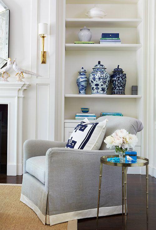 Living room with chinese decoration 1 - traditional white and blue porcelain