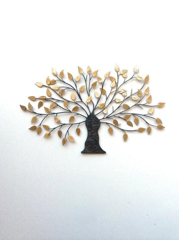 Modern wall tree - with gold leaves