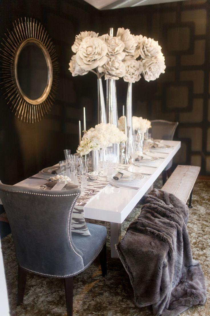 Romantic table setting 2 - with huge white flowers
