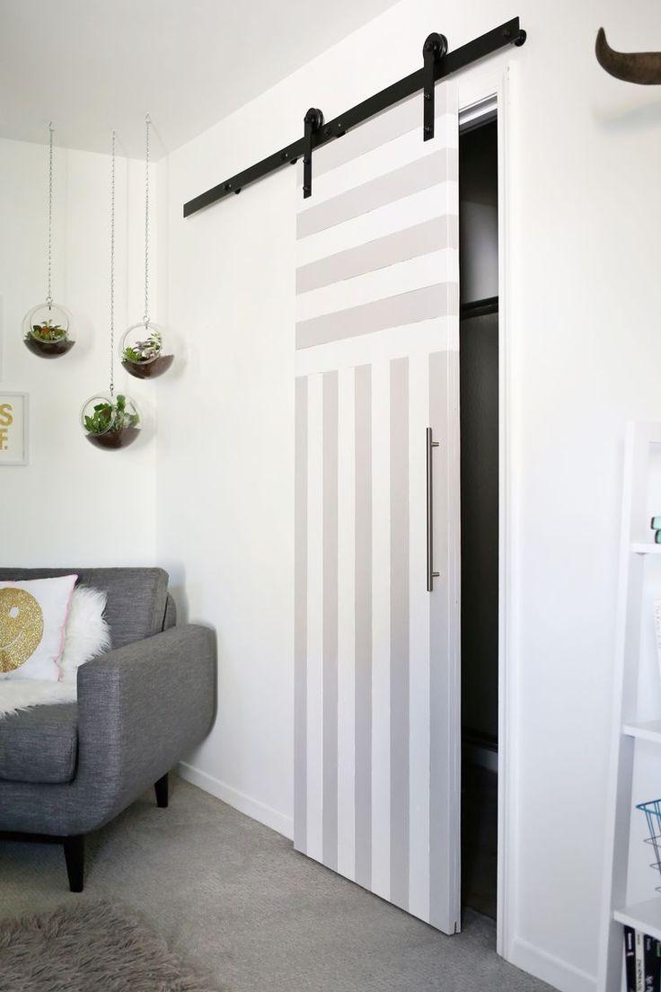 Small room design idea - with sliding door