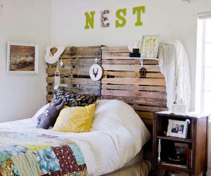 Modern pallet headboard - in small bedroom