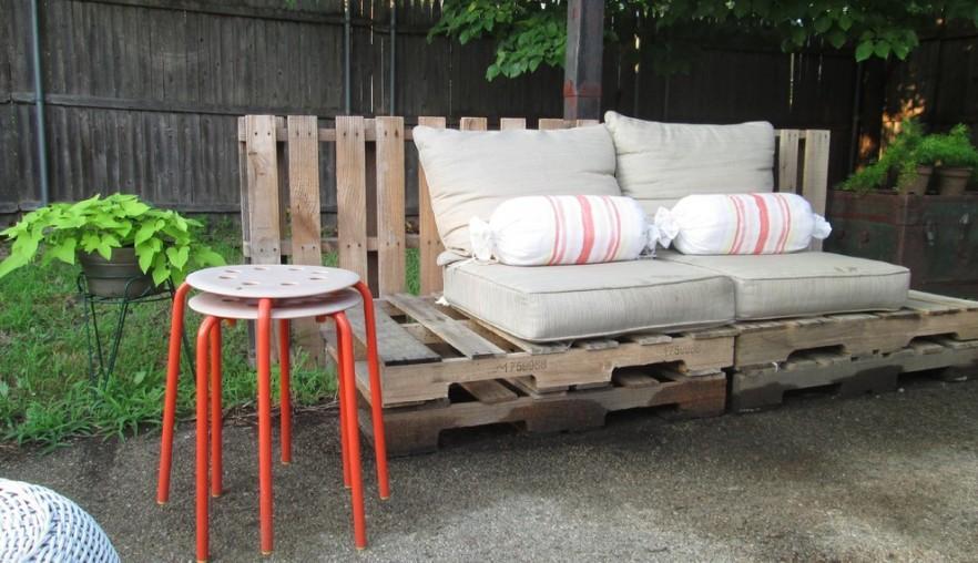 Pallet garden couch – with soft cushions | | Founterior