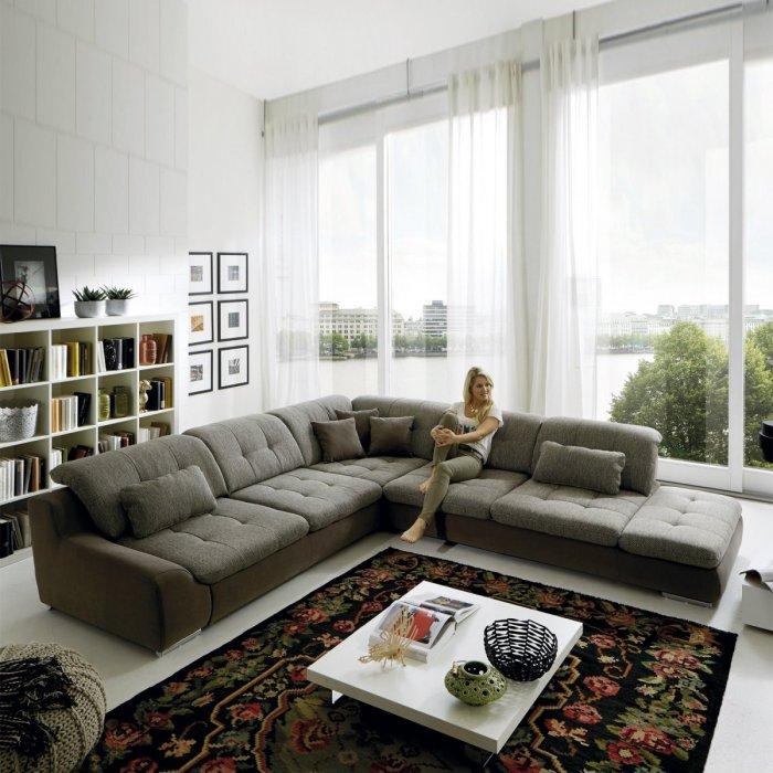 Pros And Cons Of A Corner Sofa Founterior, Images Of Corner Sofas In Living Room