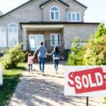 6 Benefits of Using a Real Estate Sign Rider