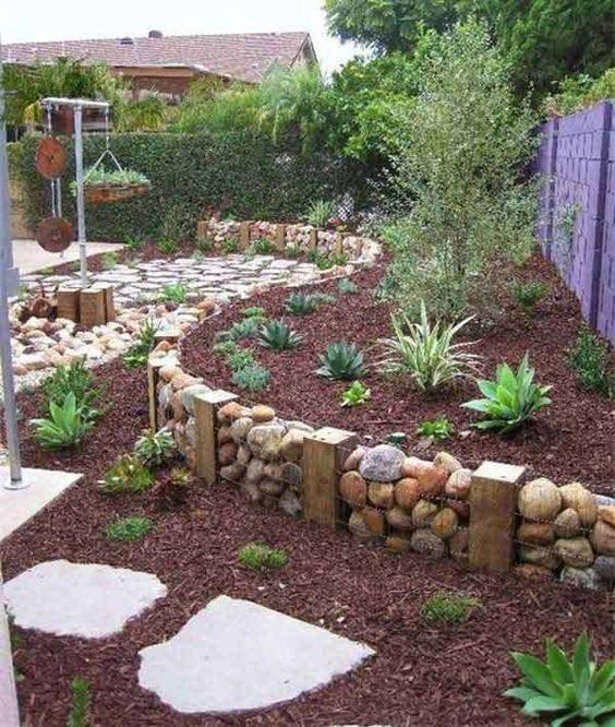 Construct it Yourself - Cool Garden Edging Designs