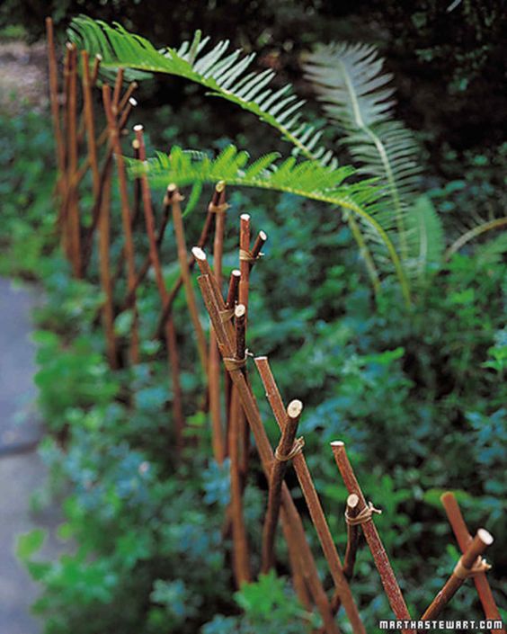 A Handmade Fence - Garden Edging Designs