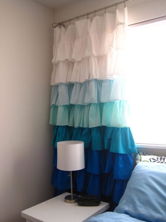 Ombre Ruffles – Cute Bedroom Curtain Ideas