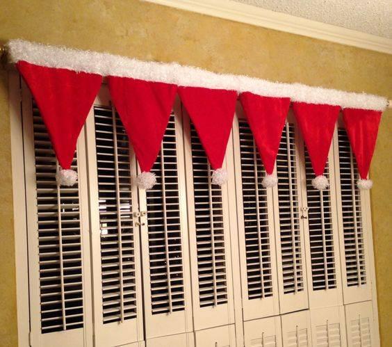20 CHRISTMAS WINDOW DECORATIONS – Christmas Window Decoration Ideas