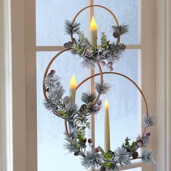 Stylish and Elegant - Christmas Window Decoration Ideas