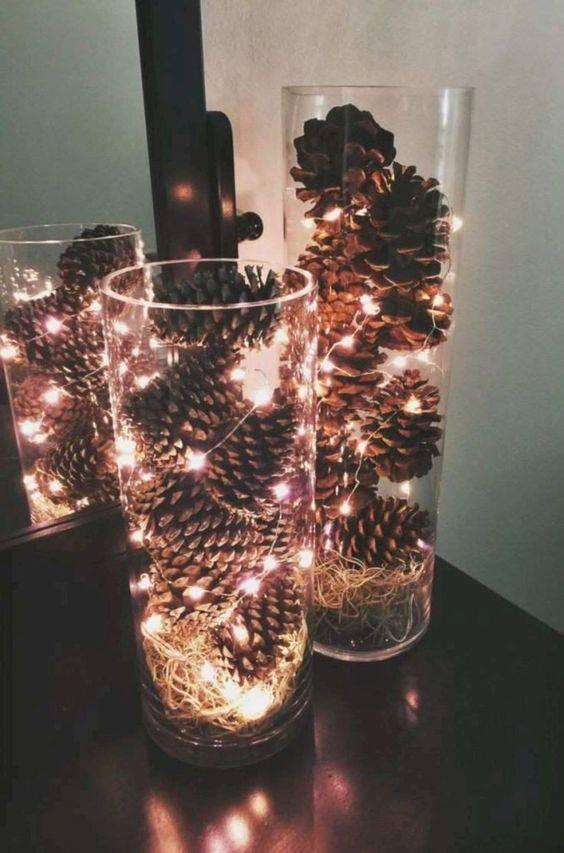 Vases of Pinecones – Easy and Innovative