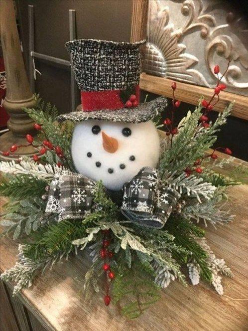 A Cute Snowman - Adorable Christmas Table Centrepieces
