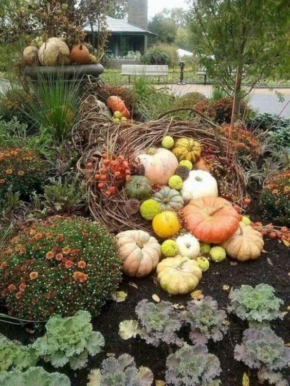 Build a Nest of Pumpkins - Fall Decorations for Outside