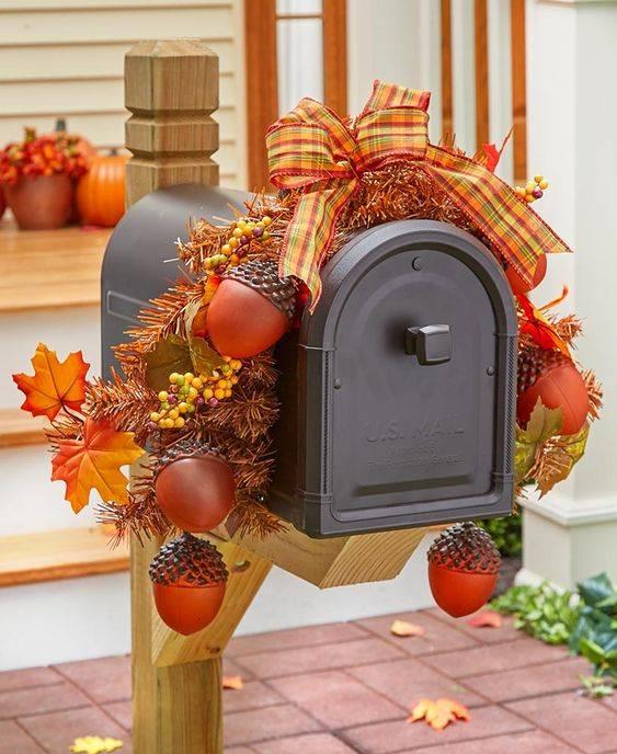 An Adorable Mailbox - A Feeling of Autumn