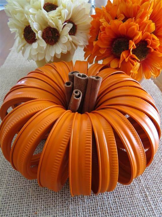 Mason Jar Lid Pumpkins - Fall Table Centrepieces