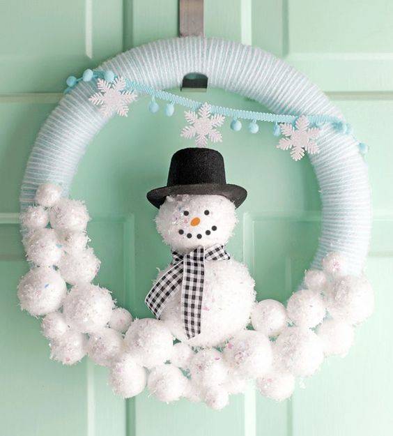 Build a Snowman - Cute Winter Wreath Ideas