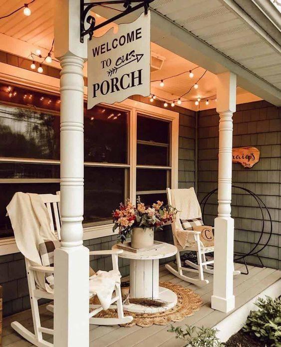 20 SMALL FRONT PORCH IDEAS ON A BUDGET - Small Front Porch Decorating ...