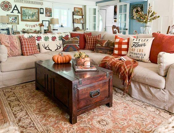 fall decorating in the living room